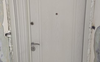 дверь двустворчатая вид внутри