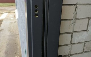 металлическая дверь с терморазрывом вид противосъёмного элемента